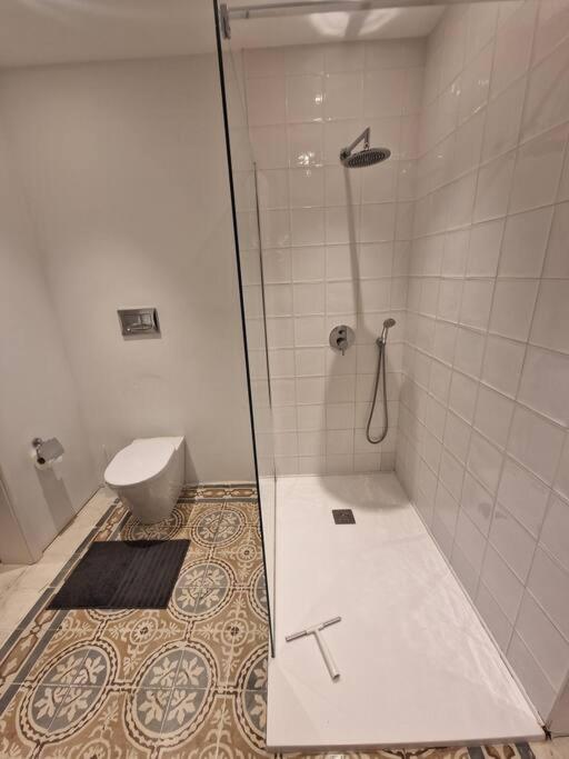 No 60, 2Nd Floor, Centrally Located, Fully Equipped Studio Apt Il Furjana Bagian luar foto